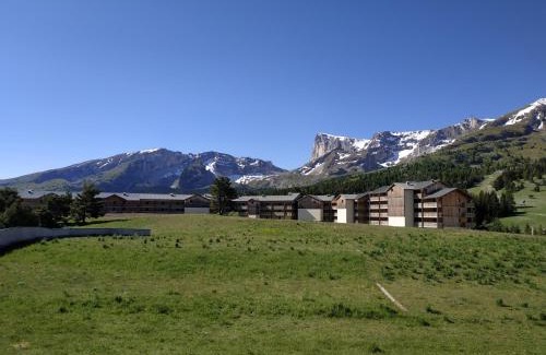 Saint-Etienne-en-Devoluy Apartment | Appt 10p Wifi Confort 150m activités, pistes, commerces