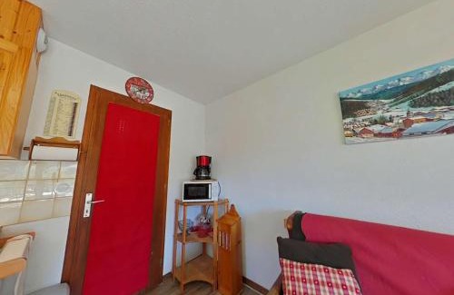 Le Grand-Bornand Apartment | Appt 2 pièces, 6 couchages, 900m télécabine, parking - FR-1-241-52