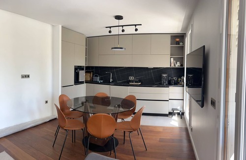 Issy-les-Moulineaux Apartment | Appt River view next Eiffel Tour & Roland-Garros