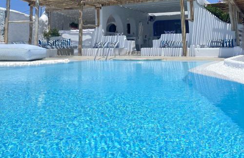 Agios Ioannis Apartment | Apsenti couples only