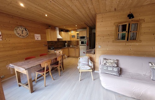La Clusaz Apartment | APT 190m slope MODERN AND COSY SUPERB SUNNY TERRACE