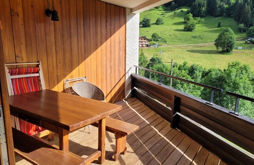 La Clusaz Apartment | APT 190m slope MODERN AND COSY SUPERB SUNNY TERRACE