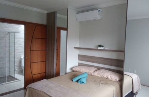 Garopaba Apartment | Apt 3 new bedroom with terrace (Centro) Praia de Garopaba / SC