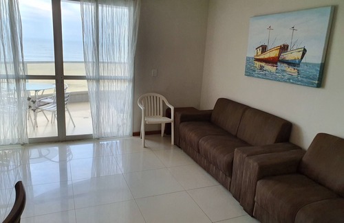 Praia do Morro Apartment | Apt Beira Mar. Luxury, C / 3 qtos C / 1suites, C / 2gar. Full view