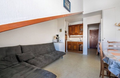Cadeilhan-Trachere Apartment | Apt for 4 people at the foot of the slopes and hiking trails with views over the valley