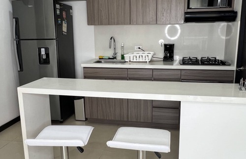 El Poblado Apartment | Apt in full entertainment unit