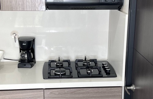 El Poblado Apartment | Apt in full entertainment unit
