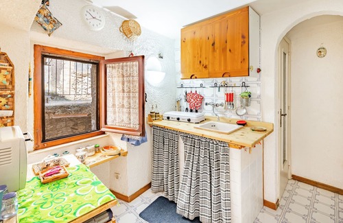 Montecchio Apartment | Apt In Medieval Village Silence Path, Montecchio, Italy