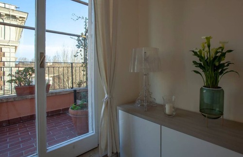 Rione VII Regola Apartment | APT10A - Suite & Terrace