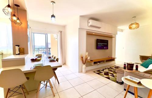 Picarras Apartment | Apto Bal Picarras 150M PRAIA com PISICNA, sacada com CHURRASQUEIRA privativa, AR CONDICIONADO Wi Fi, PORTARIA 24h, PLAYGROUND INFANTIL, QUADRA DE ESPORTES vaga privativa de GARAGEM