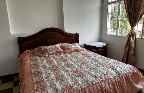 Antonio Narino Apartment | Apto cerca a Clínica del Olaya, candelaria y centro ciudad