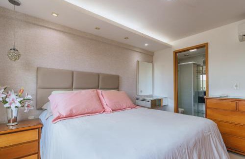 Niteroi Apartment | Apto com piscina, WiFi, ar-condicionado e garagem
