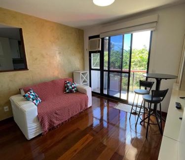 Boa Viagem Apartment | Apto com VISTA do Pão de Açúcar, VARANDA, PISCINA, SAUNA, ACADEMIA, COZINHA COMPLETA, GARAGEM, PORTARIA 24h e MINI MERCADO