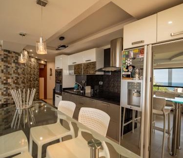 Catia La Mar Apartment | Apto de LUJO 5 min del aeropuerto DosLocosDeViaje