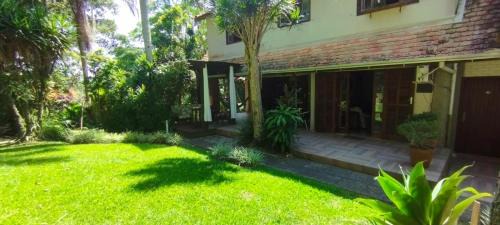 Estaleiro Apartment | Apto térreo com jardim - Praia do Estaleiro- Balneário Camboriu