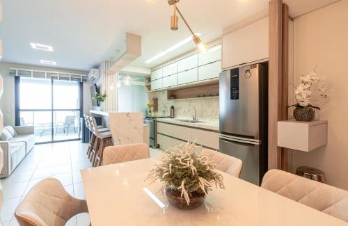 Penha Apartment | Apto Vista Mar 3 Quartos Ares Condicionados Cozinha Completa Piscina Academia Playground infantil Salão de Jogos a 50m PRAIA Reserve agora mesmo!