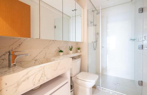 Penha Apartment | Apto Vista Mar 3 Quartos Ares Condicionados Cozinha Completa Piscina Academia Playground infantil Salão de Jogos a 50m PRAIA Reserve agora mesmo!