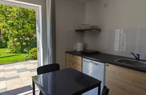 Apulia Apartment | Apulia Garden Barbecue Suite