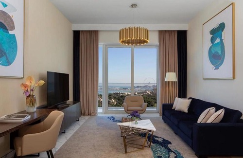 Dubai Media City Apartment | APV Hotel and Suites