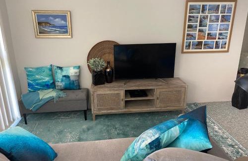 Bongaree Apartment | Aqua on Bribie 100 metres to Beach and Shops