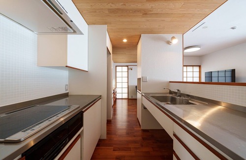 Kuwae Apartment | Aqua Palace Chatan by Coldio Premium