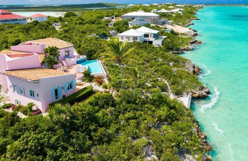 Ocean Point Villa | Aqua Pulchra – a Private Waterfront Haven of Peace and Tranquility
