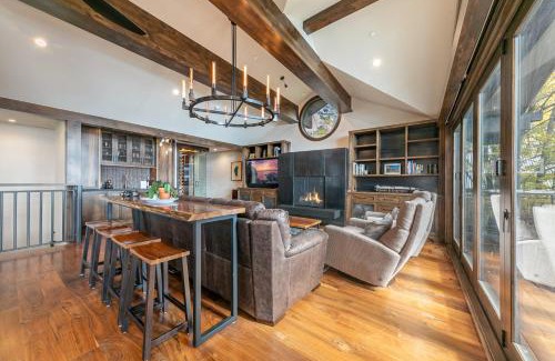 Carnelian Bay House | Aqua Vista Lakefront Estate by Tahoe Getaways - 6 BR in Carnelian Bay w Buoy, Pier & Game Room