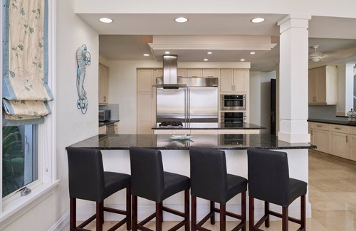 Blue Mountain Villa | Aqualina Villa is a Luxurious 5 BDR Villa with an Amazing Ocean View