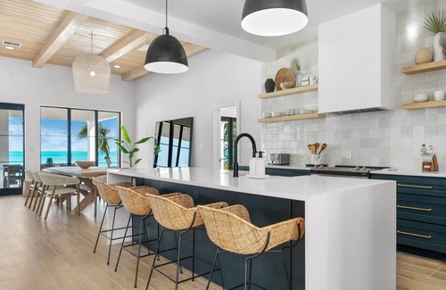 Great Exuma Villa | Aquamarine Villa, Newly Built Designer Home, Centrally Located on Tar Bay