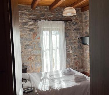 Omales House | Aròs