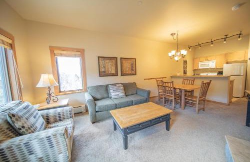 River Run House | Arapahoe Lodge 8119 by SummitCove Lodging