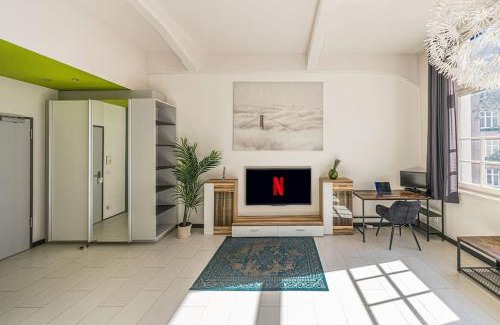 Zentrum-Suedost Apartment | Arbeitsplatz - Küche - Fitness