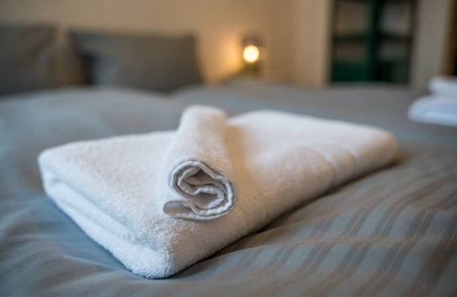 Zentrum-Ost Apartment | Arbio I Retro Apart near Leipzig Hauptbahnhof