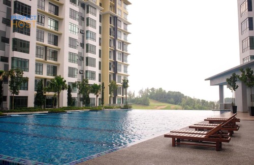 Taman Daya Apartment | ARC @ Austin Hill by Perfect Host