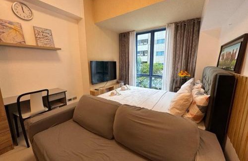 Cebu Hotel | ARC Studio Unit at 38th Park