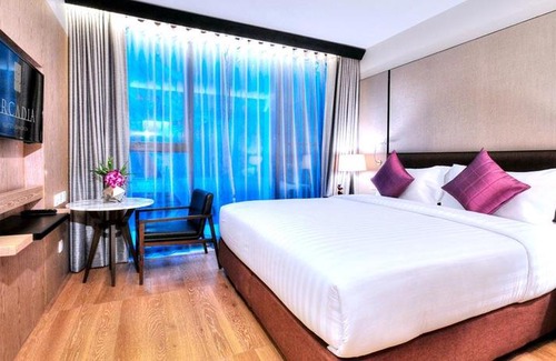 Ploenchit Hotel | Arcadia Suites Ploenchit Sukhumvit by Compass Hospitality