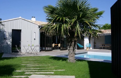 Le Bois-Plage-en-Re Villa | ARCHITECT-DESIGNED VILLA COMBINING CHARM AND MODERNITY
