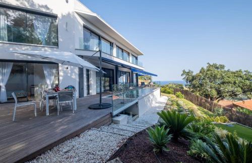 Les Termes Villa | Architect-Designed House Heated Pool and Sea View