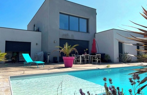 Saintes Villa | Architect-designed villa with heated pool near the Charente and beaches, sleeps 4