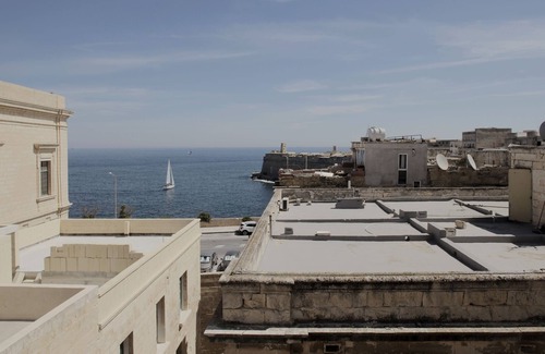 Madliena Apartment | Architect’s home pad - Vallettan