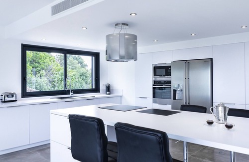 Sari-Solenzara House | architect villa cote des nacres