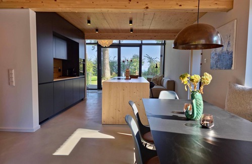 Schilksee House | Architects Holiday home Sturmvogel in 1st row on the beach in Kiel-Schilksee