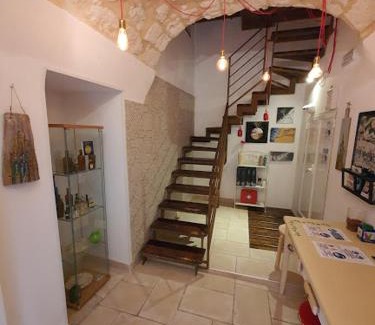 Old Town House | Arco Della Neve Guest House