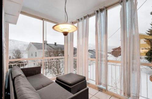 Tromso Apartment | Arctic basements queensize beds
