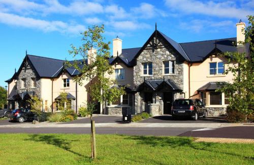 Kenmare House | Ardmullen Walnut 3 Bed Holiday Home
