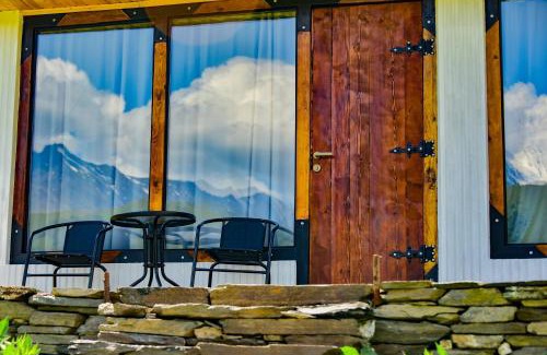 Shatili Bed & Breakfast | Ardoti Inn