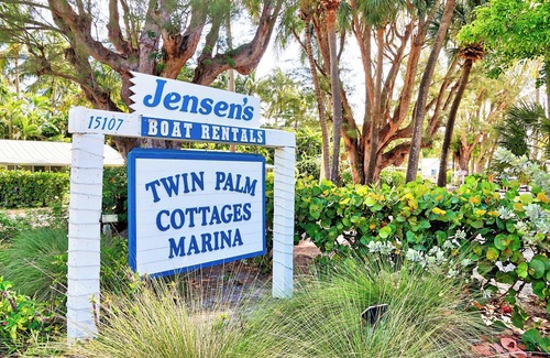 Captiva Cottage | Are you looking for a quaint fishing village in the heart of Captiva Island? - Jensen's Cottage #05