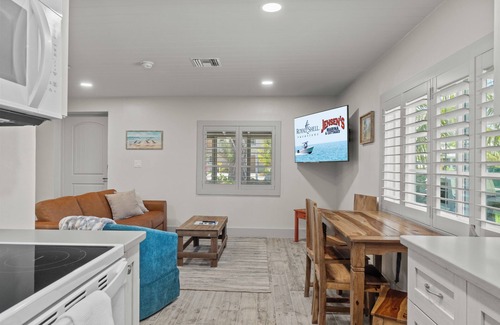 Captiva Cottage | Are you looking for a quaint fishing village in the heart of Captiva Island? - Jensen's Cottage #03