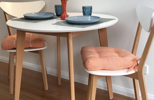 North Hobart Apartment | Argyle Embrace - Perfect Location to Explore Town