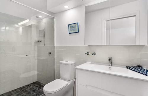 North Hobart Apartment | Argyle Embrace - Perfect Location to Explore Town